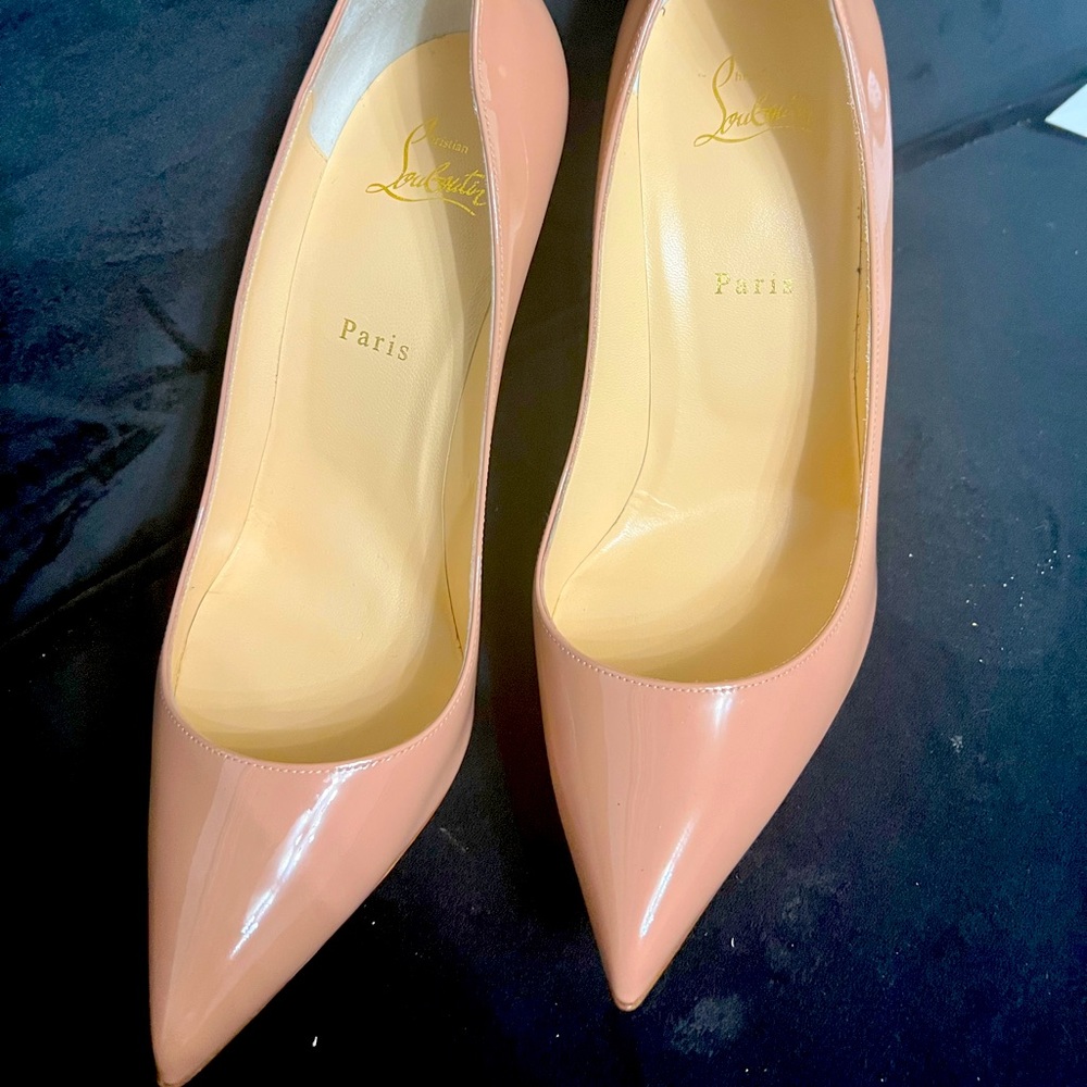 Authentic Brand New Nude Christian Louboutin Pump